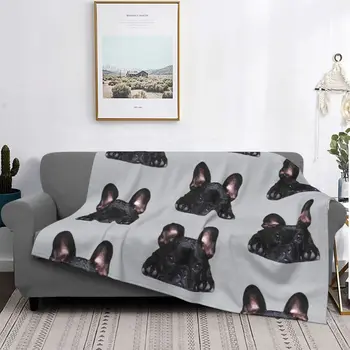 בולדוג צרפתי שחור כלבלב סרוגים שמיכה כלבים חמודים פלנל לזרוק שמיכה מצעים הספה אישי רך חם כיסוי המיטה.